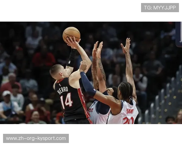 _奇才队士气如虹，不屈不挠取胜_，奇才队员