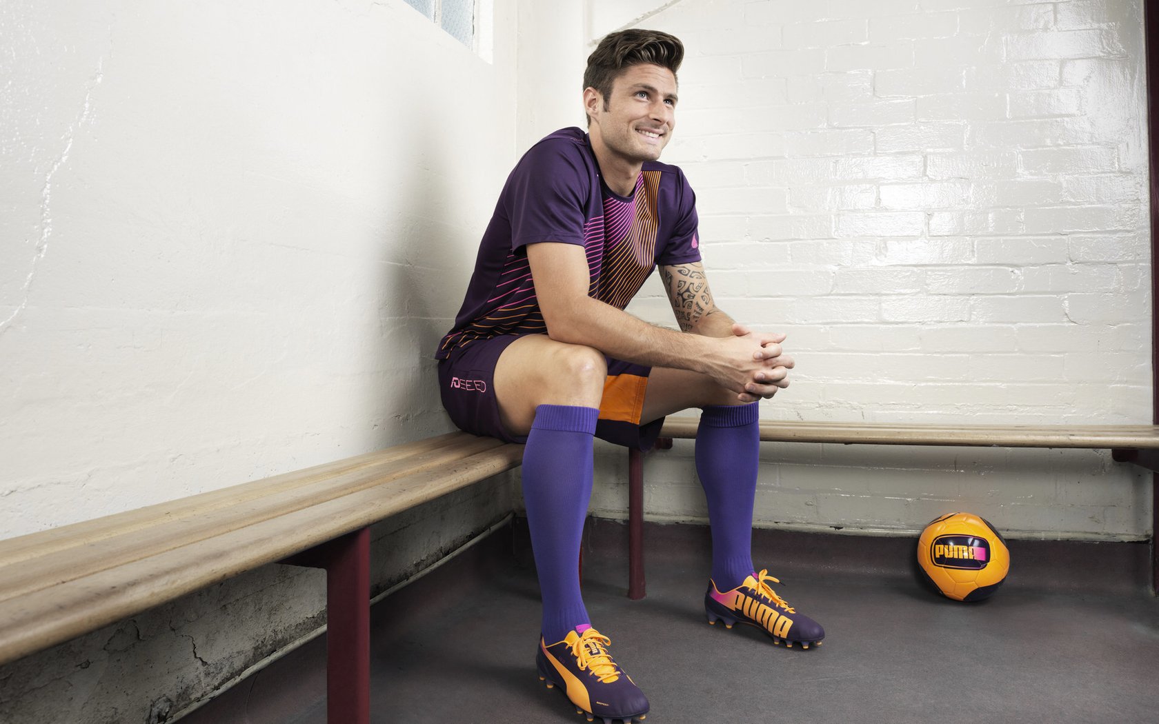 男篮锋线球员苦练突破技术力求在联赛中取得更大突破，男篮前锋