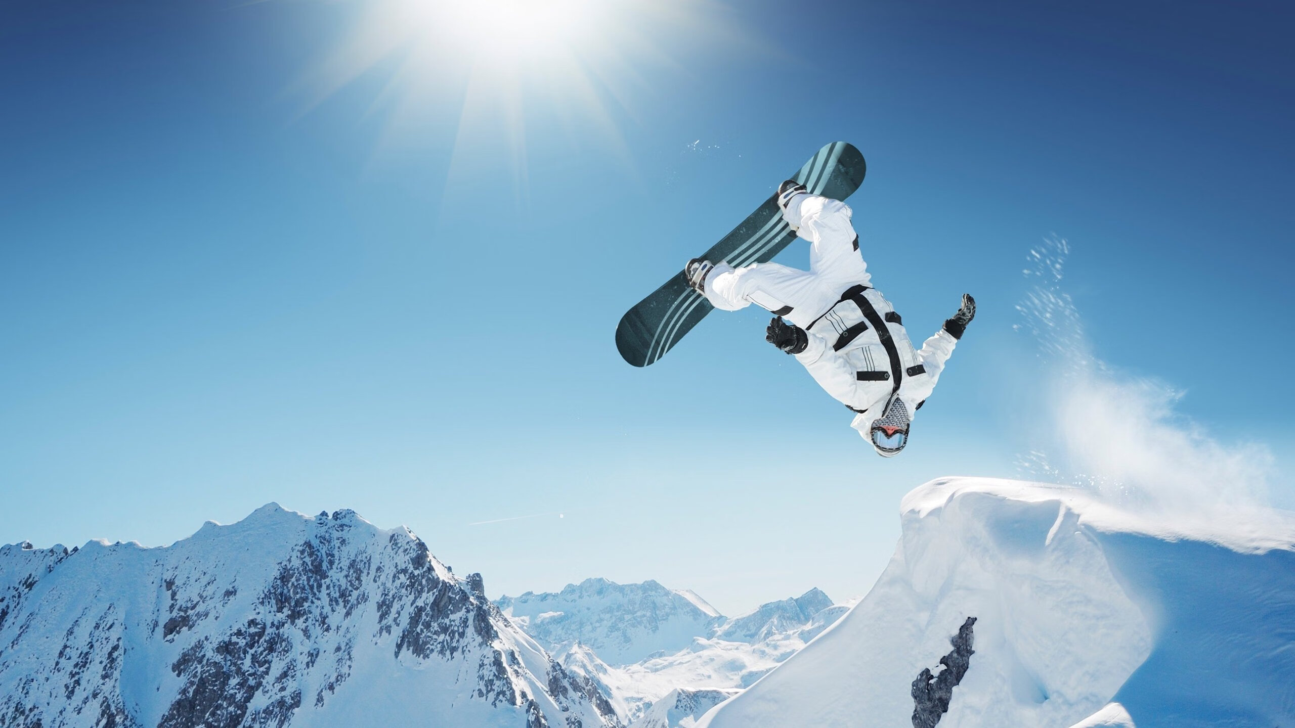 运动员训练内容加入防伤与拉伸专项模块，常见运动员损伤的预防与治疗